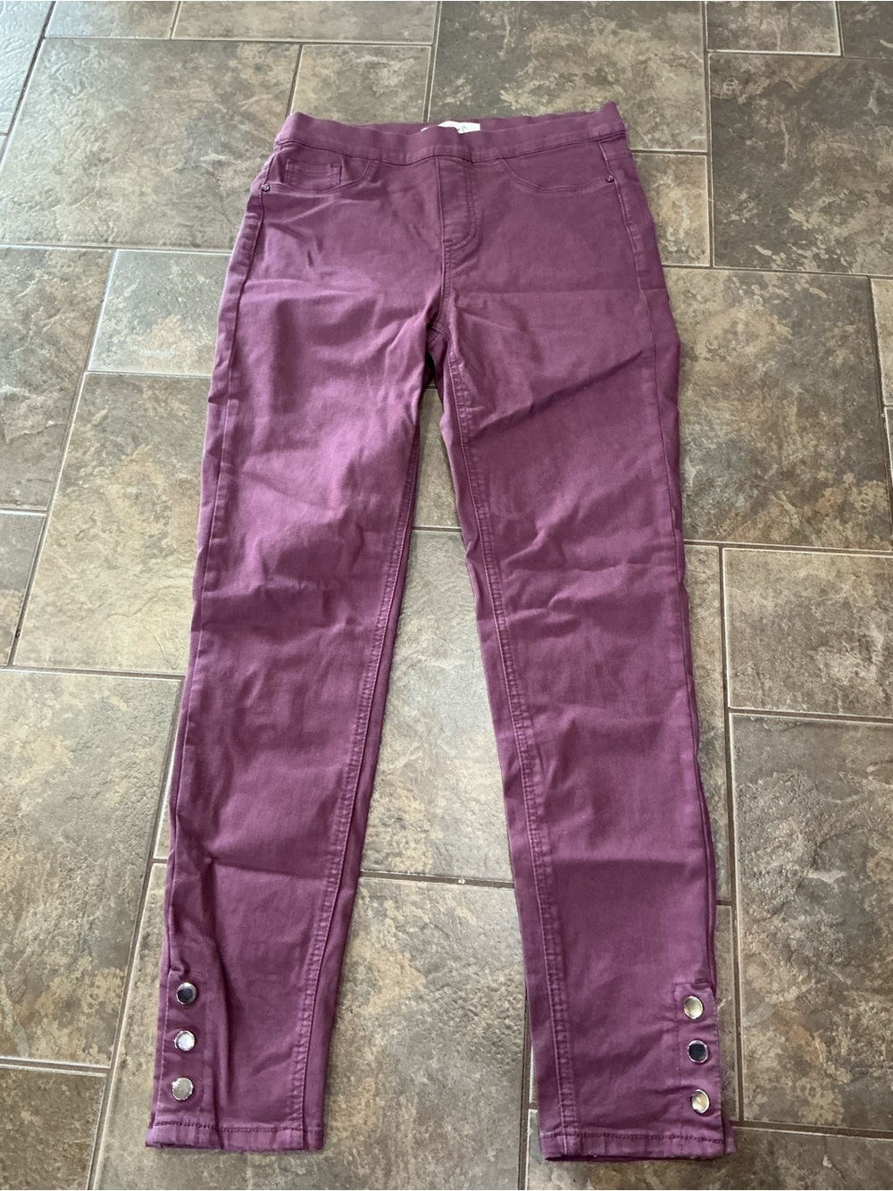 🥵 Women's Plum Skinny Jeans with Buttons hem